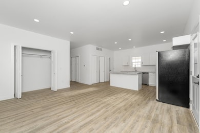 303 Middle St, Three Rivers, MI 49093 - photo 3