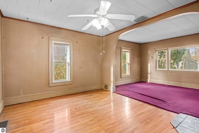 303 W Ninth St, Traverse City, MI 49684 - photo 6