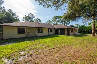 2485 Westminster Dr, Cocoa Fl 32926-Fron