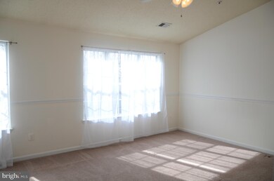 2513 Ambling Cir, Crofton, MD 21114 - photo 5