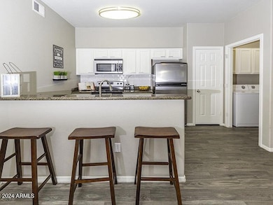 22280 S 209th Way unit 3, Queen Creek, AZ 85142 - photo 2