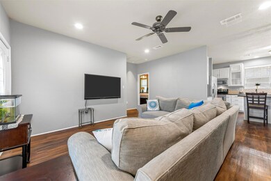 424 Cedarwood St, Azle, TX 76020 - photo 3