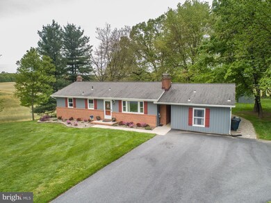 41 Trudy Dr, Sykesville, MD 21784 - photo 3