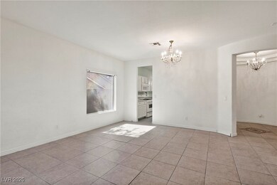 2865 Rippling Springs St, Laughlin, NV 89029 - photo 7