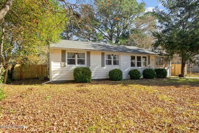 704 Williams St, Jacksonville, NC 28540 - photo 4