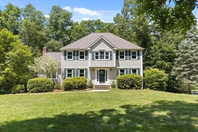 8 Heather Ln, Southborough, MA 01772 - photo 2