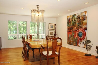 31 Reservoir Ln, Stamford, CT 06903 - photo 2