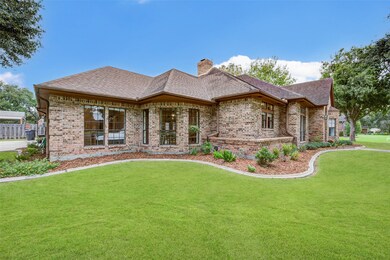 801 3rd St, Bay City, TX 77414 - photo 3