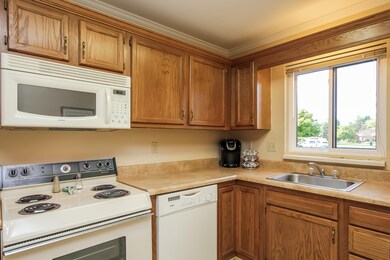 008-Kitchen-2044413-large