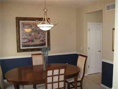 12076 Quarry Ct, Fishers, IN 46037 - photo 4