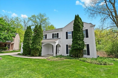02-5561 Cromwell Ct