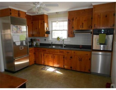 32 Daniels St unit 32, Hopedale, MA 01747 - photo 4