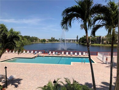 1511 E Oak Knoll Cir, Davie, FL 33324 - photo 7