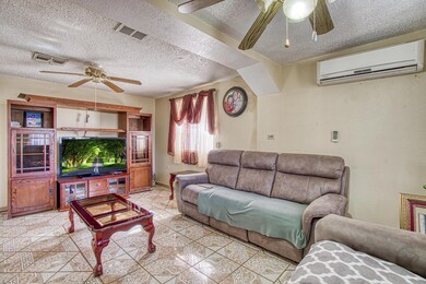 812 Agua Clara St, El Paso, TX 79928 - photo 3