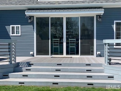 Step lights on front and back decks