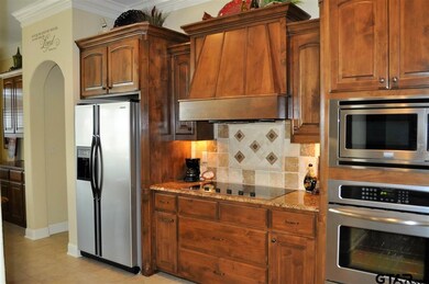 1653 Skidmore Ln, Tyler, TX 75703 - photo 3