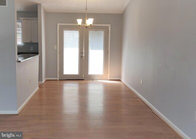 1518 Lochaber Ct, Glen Burnie, MD 21061 - photo 4