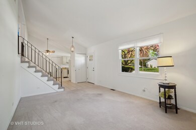 1435 Saddlebrook Cir, Algonquin, IL 60102 - photo 3