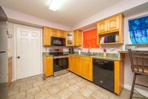 3526 Country Cir, Harrison, AR 72601 - photo 7