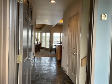 2390 Snowgoose Dr unit RV11B, Redmond, OR 97756 - photo 3