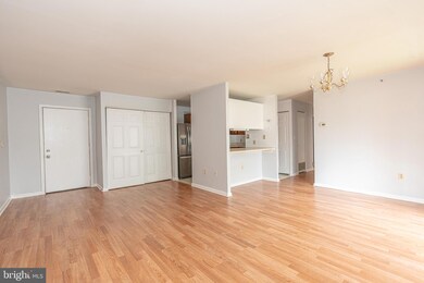 4102 Chardel Rd unit 2F, Nottingham, MD 21236 - photo 3