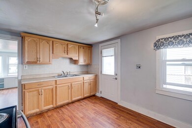 85 Hill St, Biddeford, ME 04005 - photo 2