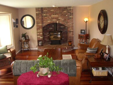 707 Vine St, Lynden, WA 98264 - photo 3