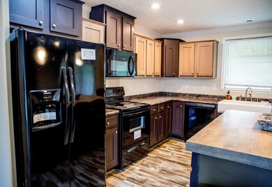 707 Bright Mountain Rd unit 707, Summersville, WV 26651 - photo 2