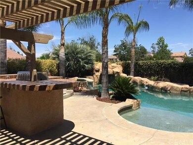 31434 Van Eyck Ct, Winchester, CA 92596 - photo 5