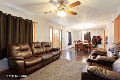 524 N Randall Rd, Aurora, IL 60506 - photo 7