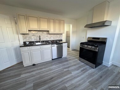 7 Franklin Ave unit 5, Harrison, NJ 07029 - photo 5