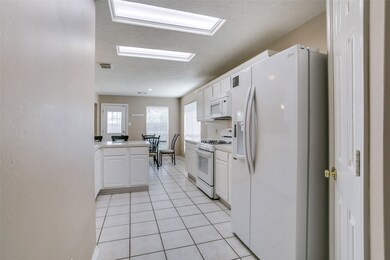 5101 Caprock Dr, Pearland, TX 77584 - photo 7