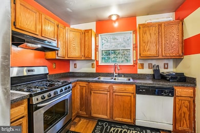 3507 Portal Ave, Temple Hills, MD 20748 - photo 7