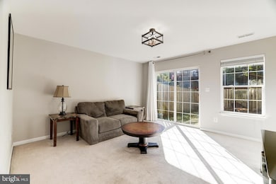 7024 Sauvage Ln, Gainesville, VA 20155 - photo 6