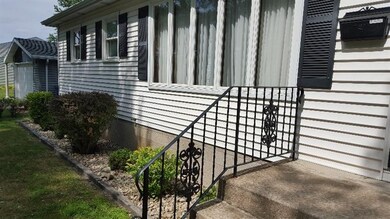 9401 Forrest Dr, Highland, IN 46322 - photo 4