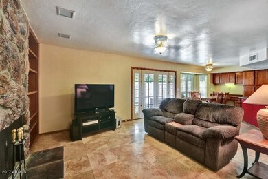 7 Great Room2 (800x534)