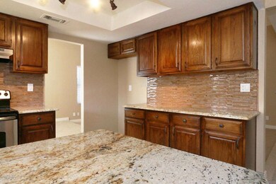 4205 W North Ln Phoenix AZ-large-005-Sto