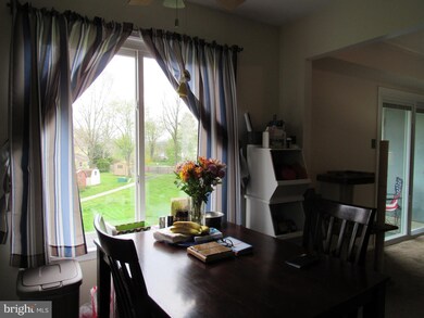 107 Kittery Ct unit 7B, Sellersville, PA 18960 - photo 5