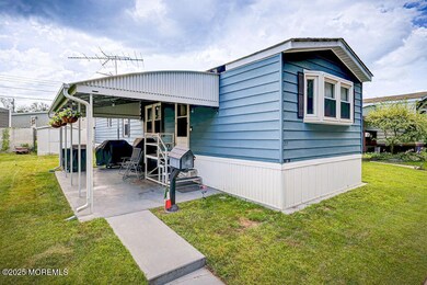 77 Shorehaven Dr unit 77, Hazlet, NJ 07730 - photo 4