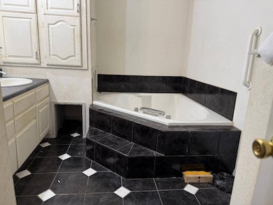 1611 Grand Ave, Parsons, KS 67357 - photo 2