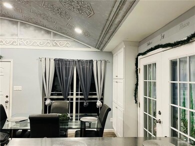 1210 E Evans Ave, Pharr, TX 78577 - photo 6