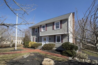 37 Riverview Dr, Cohasset, MA 02025 - photo 2