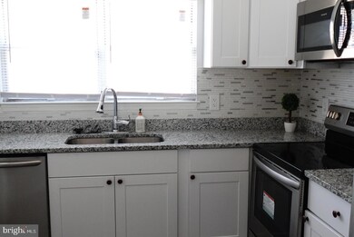 1106 Castlehaven Ct, Capitol Heights, MD 20743 - photo 4