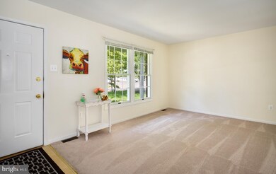 110 S 32nd St, Purcellville, VA 20132 - photo 2