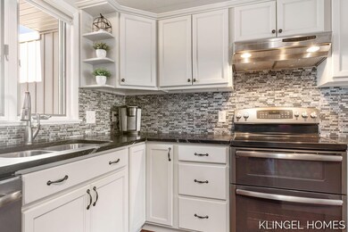 48-web-or-mls-17-sherman-ave