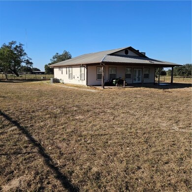 771 County Road 342, Pleasanton, TX 78065 - photo 4