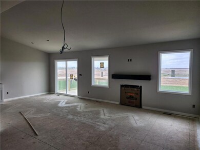 2330 N 8th Ave E, Newton, IA 50208 - photo 4