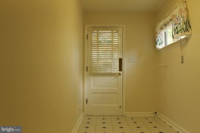 6300 Riverdale Rd, Riverdale, MD 20737 - photo 5