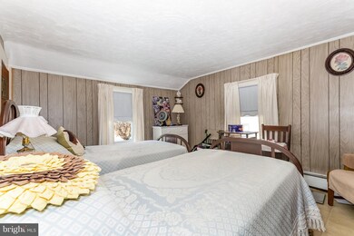 410 S 11th St, Purcellville, VA 20132 - photo 6