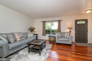 5014 Tartan Hill Rd, Perry Hall, MD 21128 - photo 4